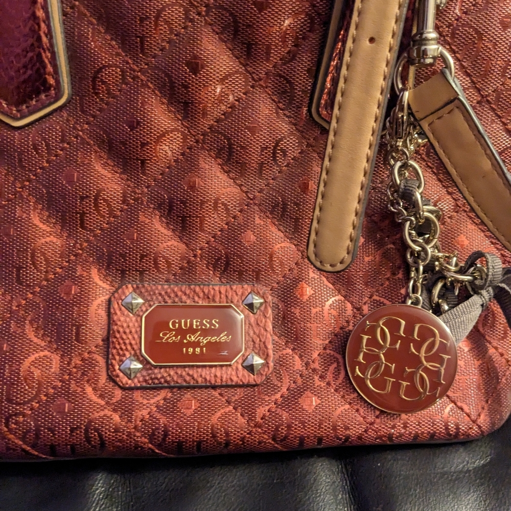 Guess red satchel - Picture 5 of 5